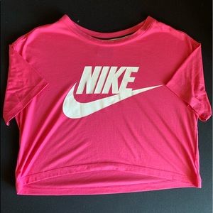 Nike oversized cropped workout shirt